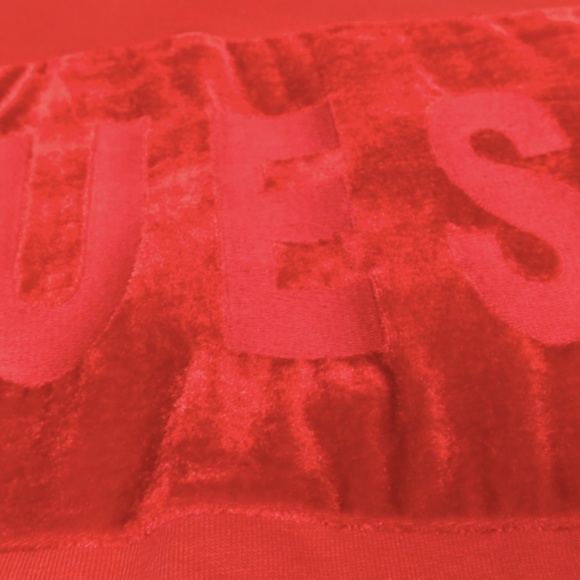 Guess Vera Long Sleeve Hoodie Sweatshirt Tulip Red Size Medium NWT - Picture 2 of 6